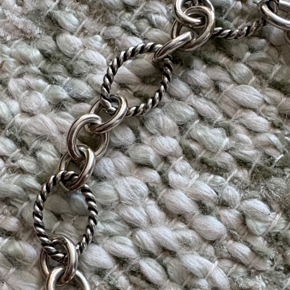 Delicate Twisted Link Silver Bracelet - Women’s Jewelry James Avery - Picture 4 of 4